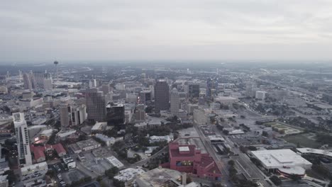 vuelo de drones sobre el centro de san antonio texas en