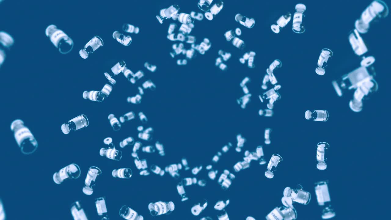 파란색 배경에 많은 백신 병을 날려. 의학 개념. 바이러스 치료. 투명한 액체. 백신의 3d 루프 애니메이션.