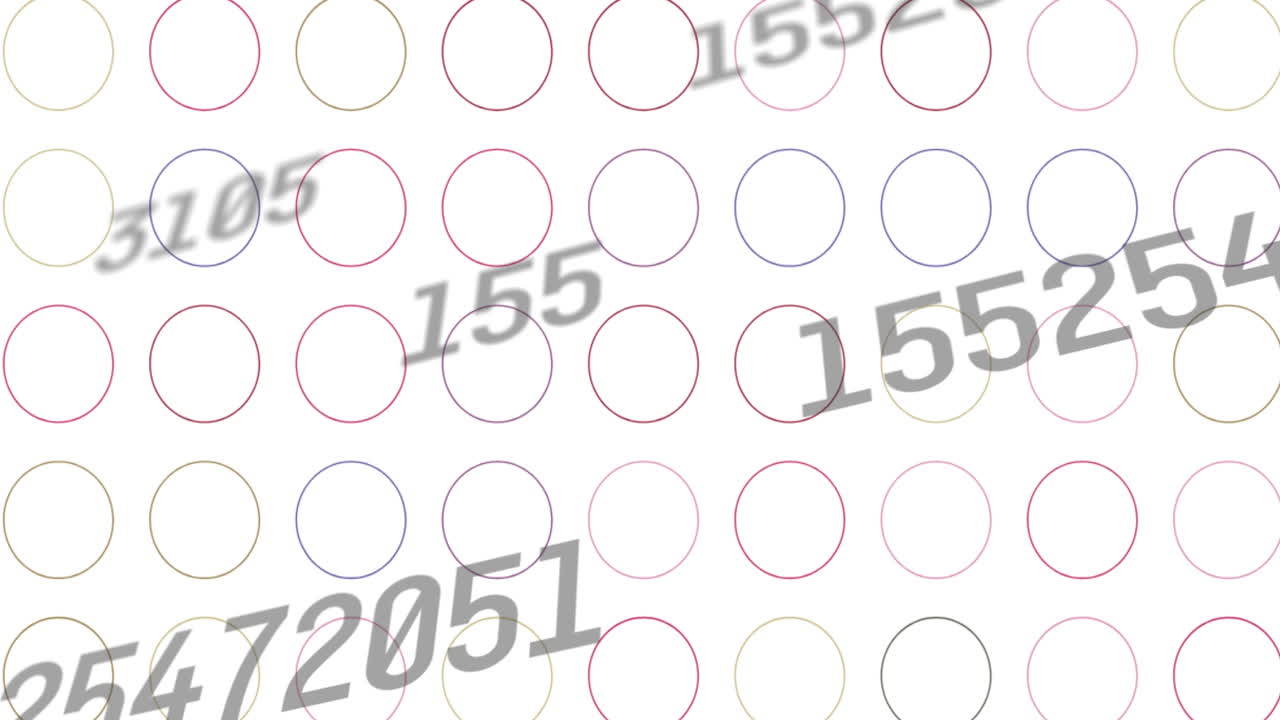 animación de números cambiantes y procesamiento de datos en pantallas sobre fondo blanco