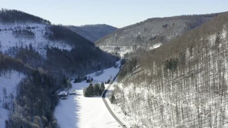 Luftaufnahmen-Vom-Harz-Nach-Einem-Heftigen-Schneesturm-Im-Winter-2021