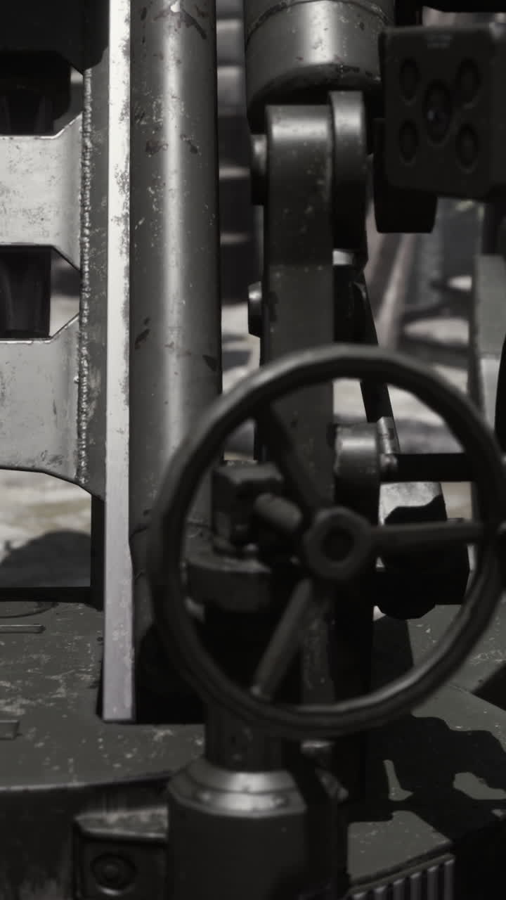 Detailní pohled na starý vojenský minomet