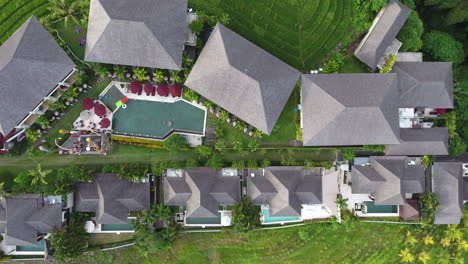 Amazing-descending-top-down-shot-of-a-beautiful-resort-in-Bali