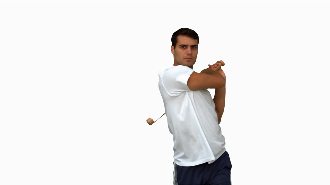 백색 스크린에서 야구를 하는 남자