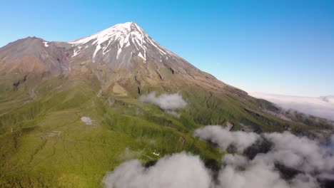 Taranaki,-Mt-Egmont,-Majestuoso-Estratovolcán-En-Nueva-Zelanda