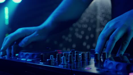 el rendimiento de dj