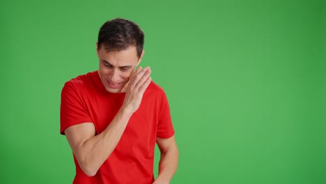 Man pretends to understand but he doesn&#039;t understand