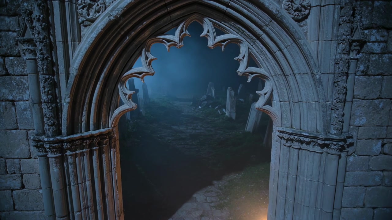 Arco gótico emoldurando, câmera avançando em um cemitério à noite, revelando névoa iluminada por tochas