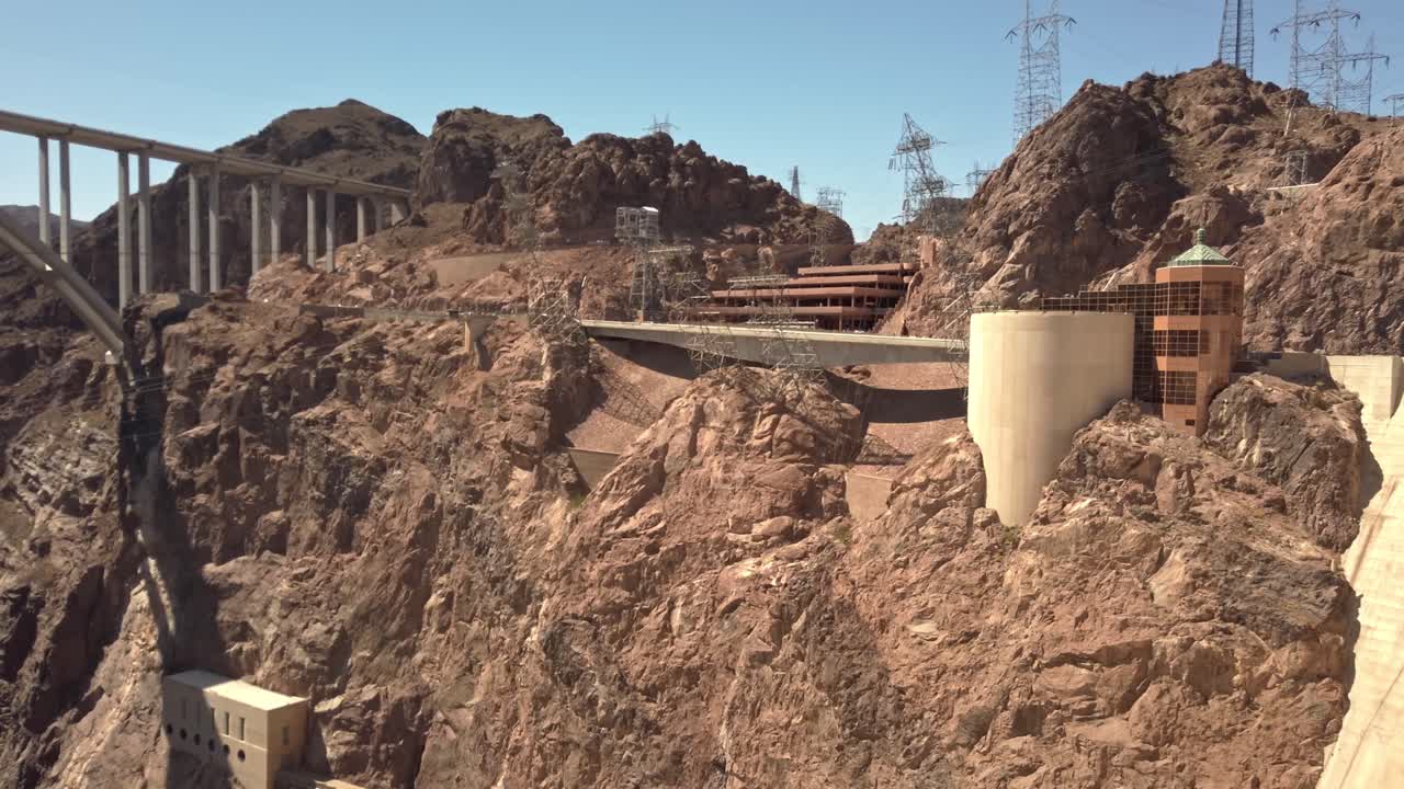 Black Canyon and Mike O'Callaghan–Pat Tillman Memorial Bridge view with driving cars in Nevada