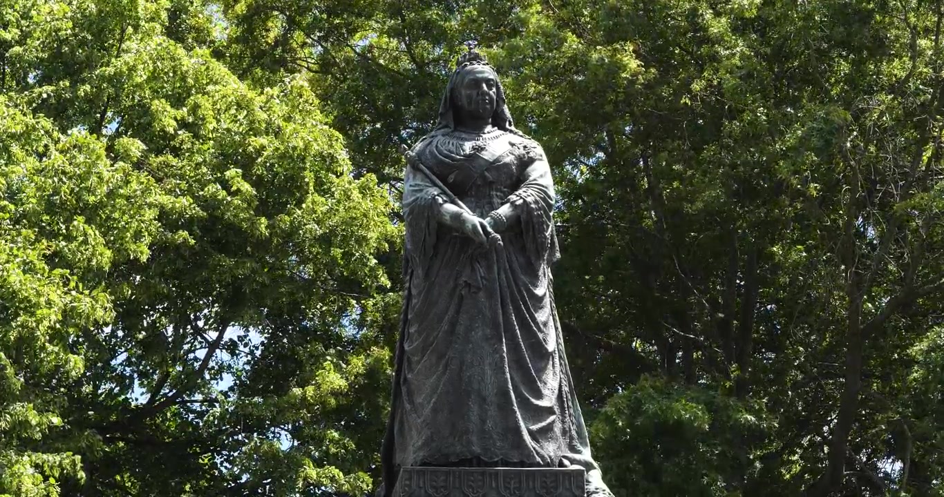 Statua in bronzo della Regina Vittoria in Piazza Vittoria, Christchurch, Nuova Zelanda