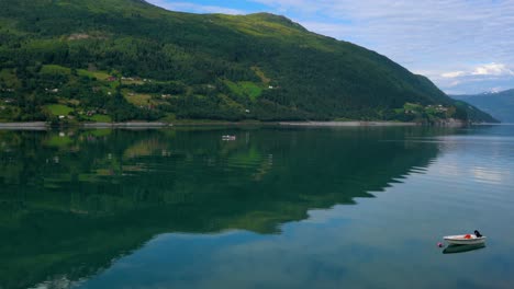 Wunderschöne-Natur-Norwegen.