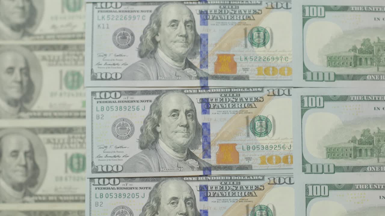 100 달러짜리 지폐