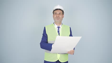 ingeniero al que no le gusta el proyecto.