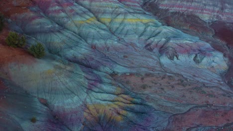 cerrar la cordillera del arco iris de capas arqueológicas raras descubiertas