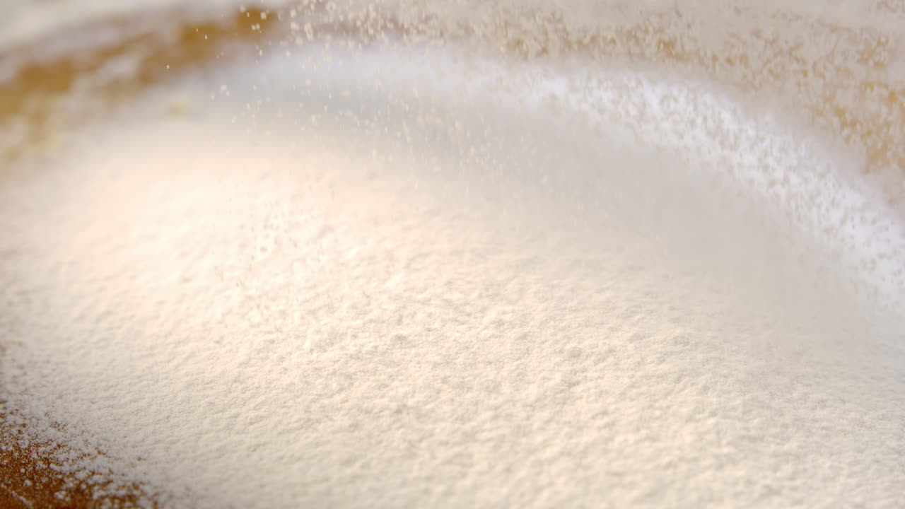 Flour pouring