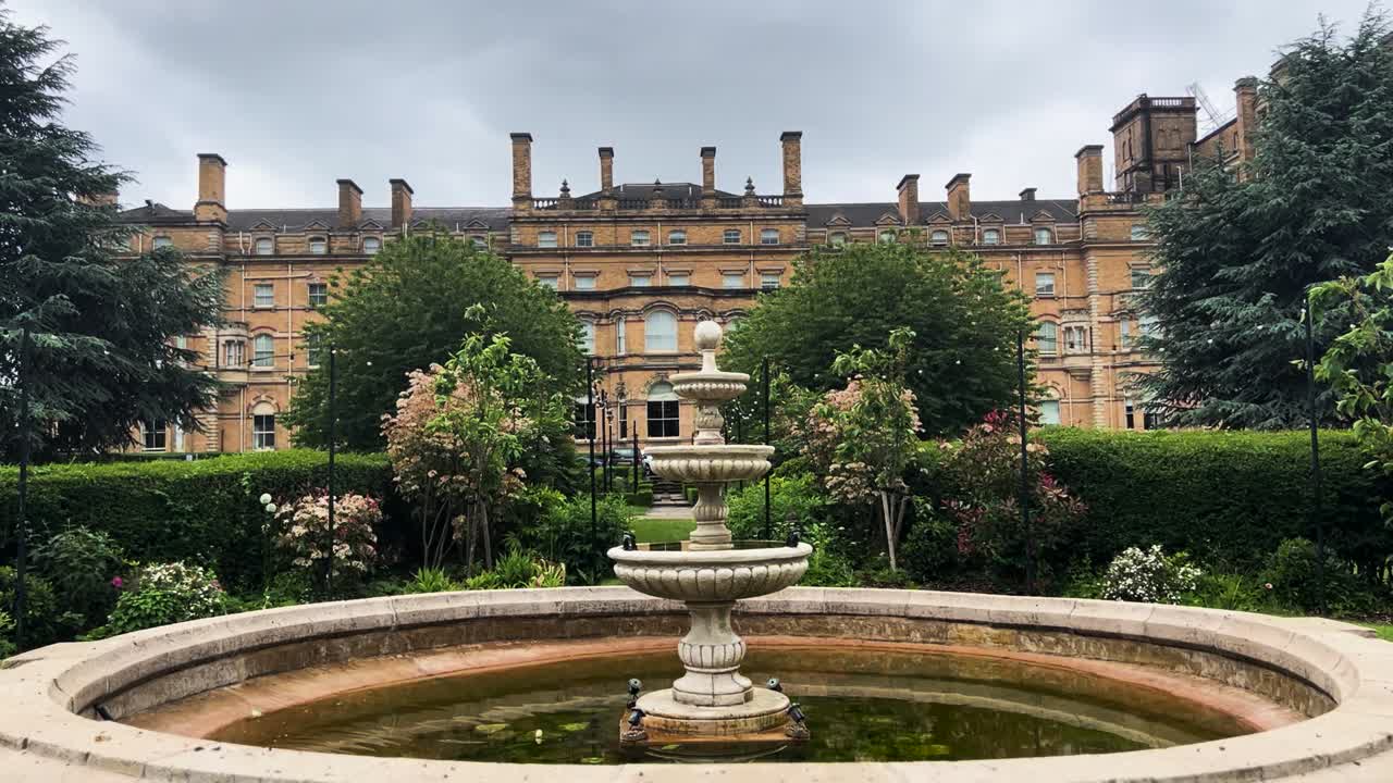 Outdoor Stone Garden Water Fountain