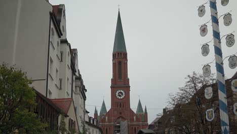 Plaza-Wiener-Platz,-Distrito-De-Haidhausen,-Munich,-Alemania