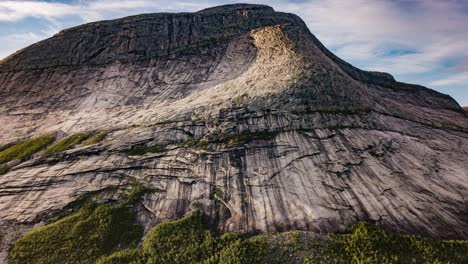 Breathtaking-view-of-the-Blafjellet-mountain,-Northern-Norway