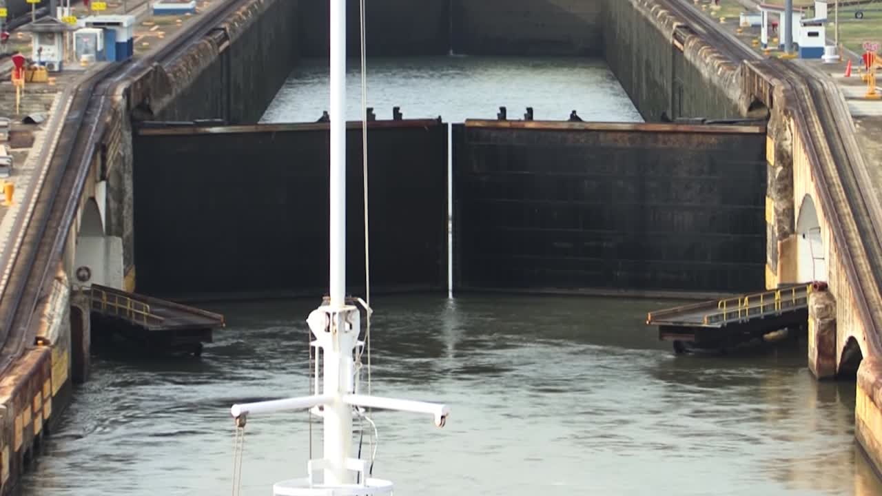 파나마 운하 환승 과정