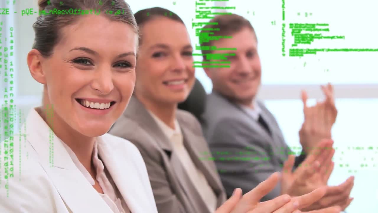 animación del procesamiento de datos financieros sobre personas de negocios en la oficina