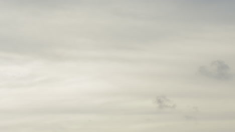 Timelapse-De-La-Nube-Moviéndose-En-El-Cielo