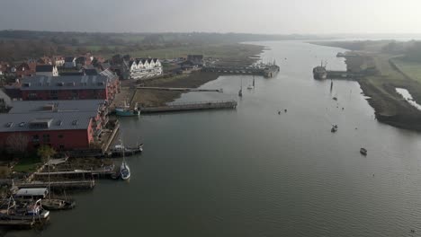 Colne-River-Tide-Barrier-Wivenhoe-Überwachungsstation-Drohne