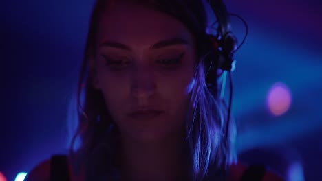 dj woman in nightclub
