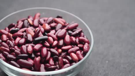 red kidney beans in glass bowl