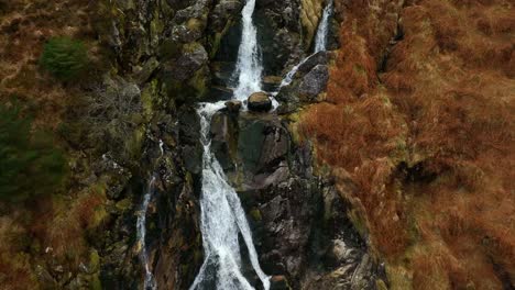 Cascada-De-Carawaystick,-Glenmalure,-Wicklow,-Irlanda,-Febrero-De-2022