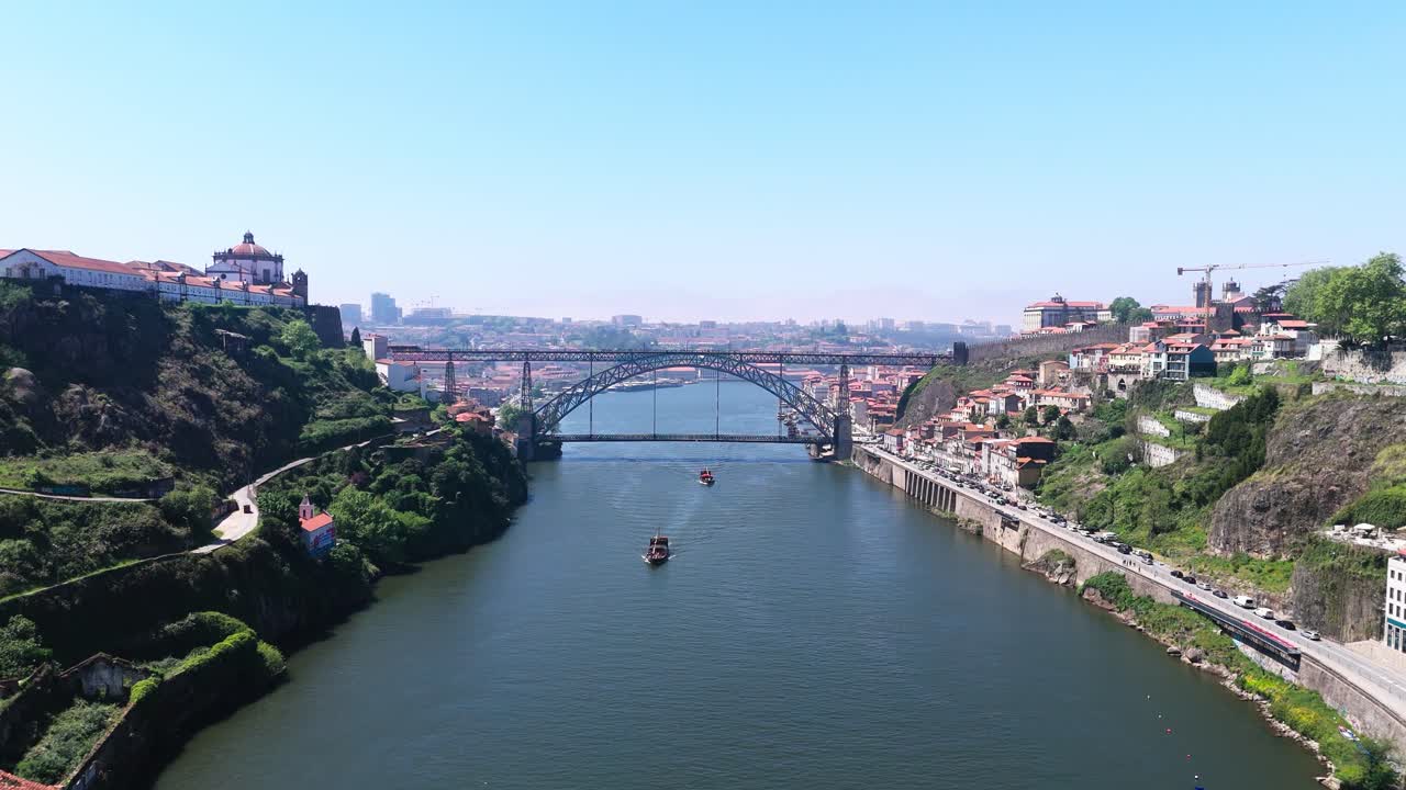 View of Luís I Bridge in Porto, Portugal