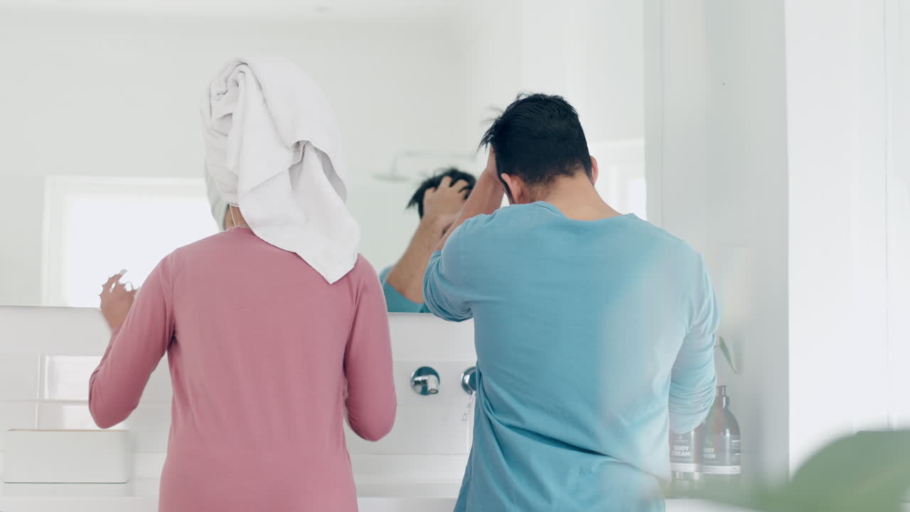 뒷, 머리카락과 아침 부부와 함께