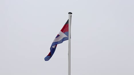 바람에 langeoog 섬 플래그