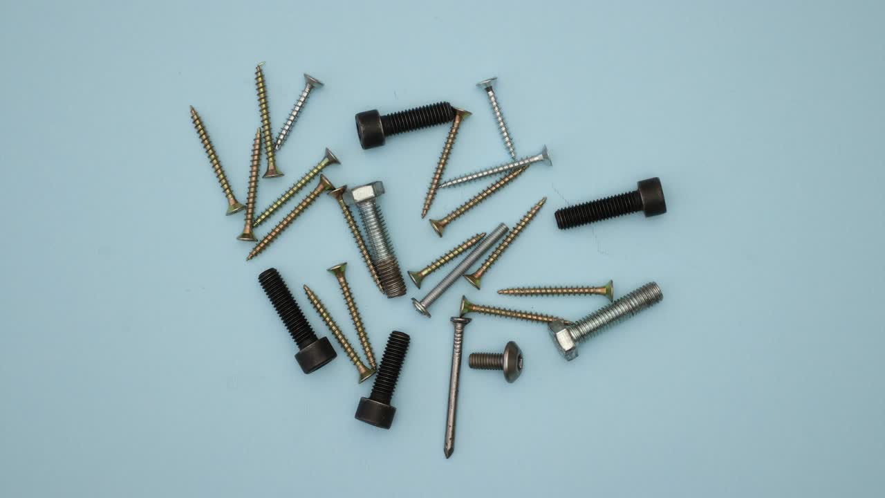 tornillos que se mueven en el fondo azul - animación de movimiento de parada