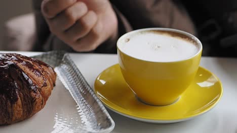 breakfast at a cafe