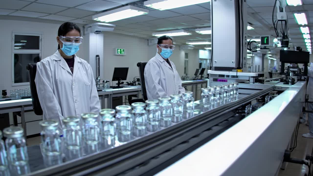línea de producción farmacéutica automatizada