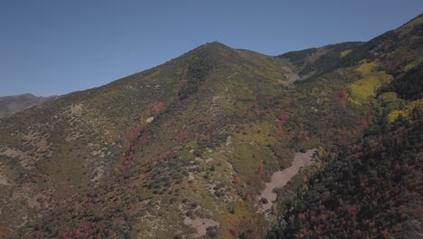 Schöne-Utah-berge-Im-Herbst-Mit-Luftbildkamera-Einfangen