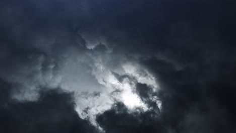 4K-Thunderstorm-And-Lightning-In-Dark--clouds