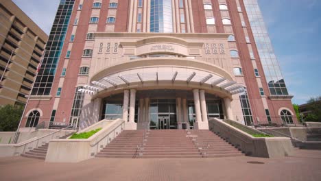 Establishing-shot-of-the-Harris-County-Civil-courthouse-building