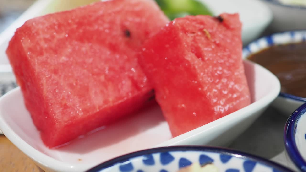 그 에 개진 수박 의 근접