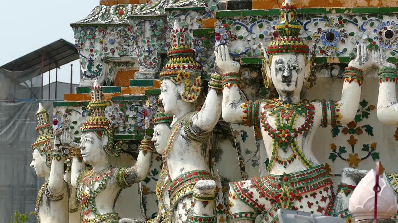 Wat Arun Temple of Dawn Architecture in Details