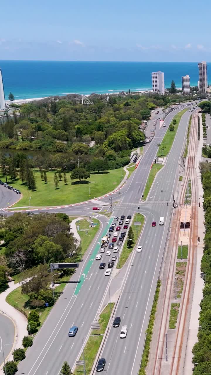 서퍼스 파라다이스, 골드 코스트 근처의 고속도로 교통