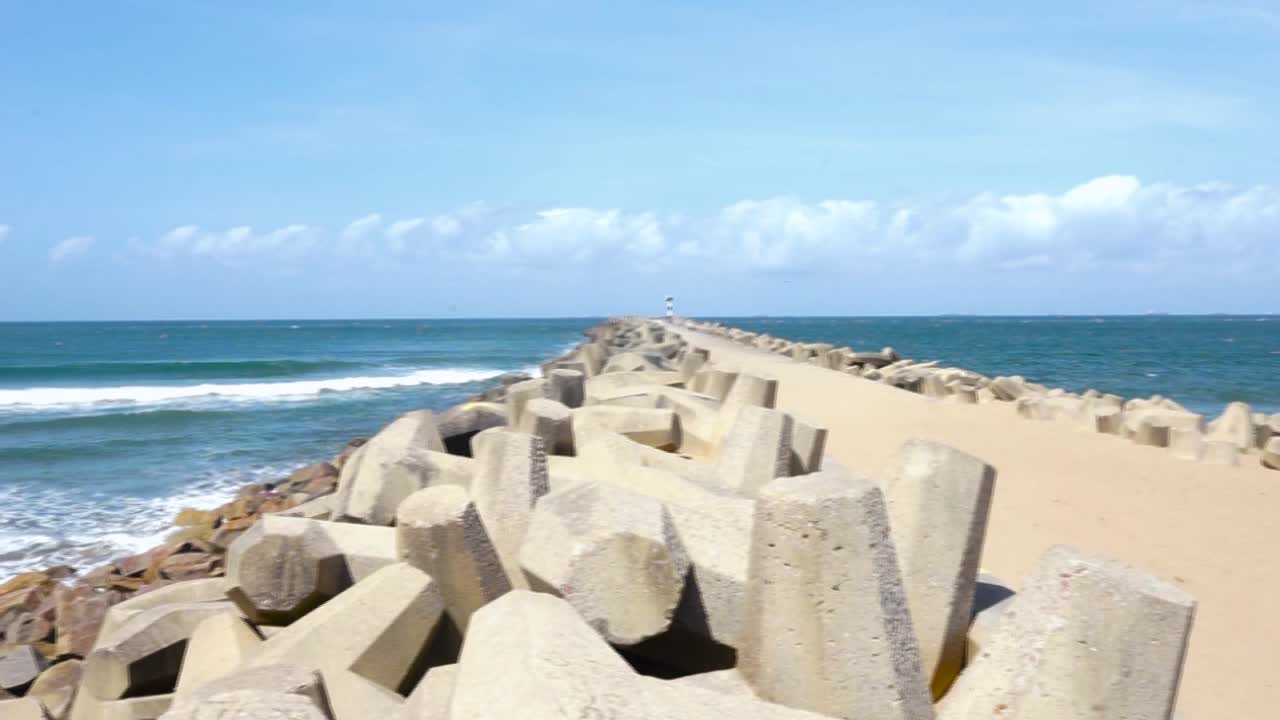 리차드 베이, 남아프리카에 있는 돌로스 부두의 팬 샷