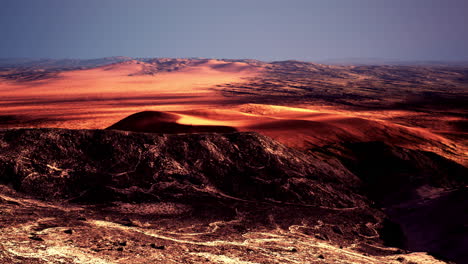 Montañas-Del-Arco-Iris-En-La-Mañana-Nublada