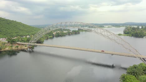 Adomi-Brücke-In-Ghana,-Afrika