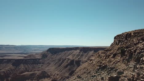 Fish-River-Canyon-In-Namibia,-Afrika-Luftdrohnenaufnahme