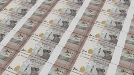 Billetes-De-5000-Libras-Sirias-Impresos-Por-Una-Prensa-Monetaria