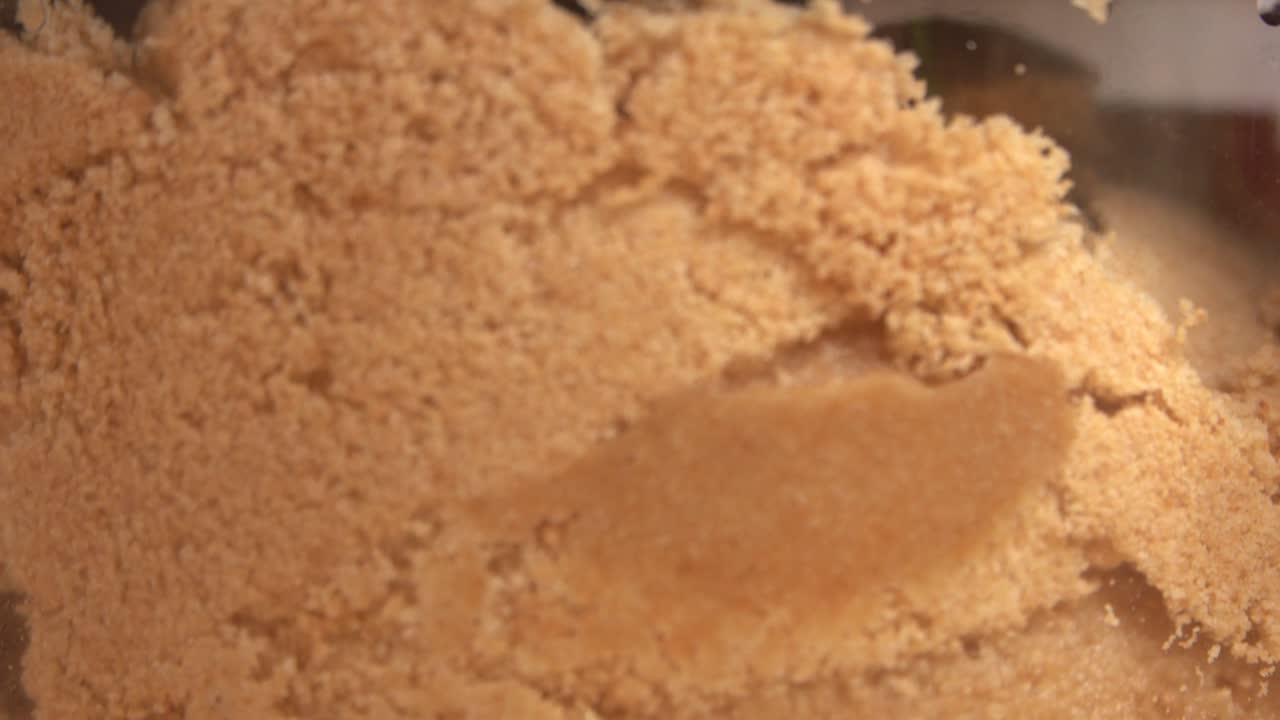 galleta triturada en el interior de una batidora 믹스 프레파란도 베이스 파라 타르타