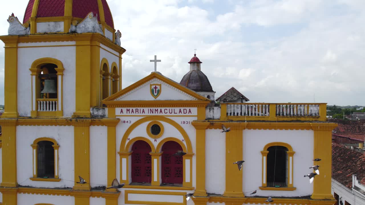 Nestled within the heart of Mompox, the Church of the Immaculate Conception stands as a timeless testament to the town’s spiritual and cultural heritage