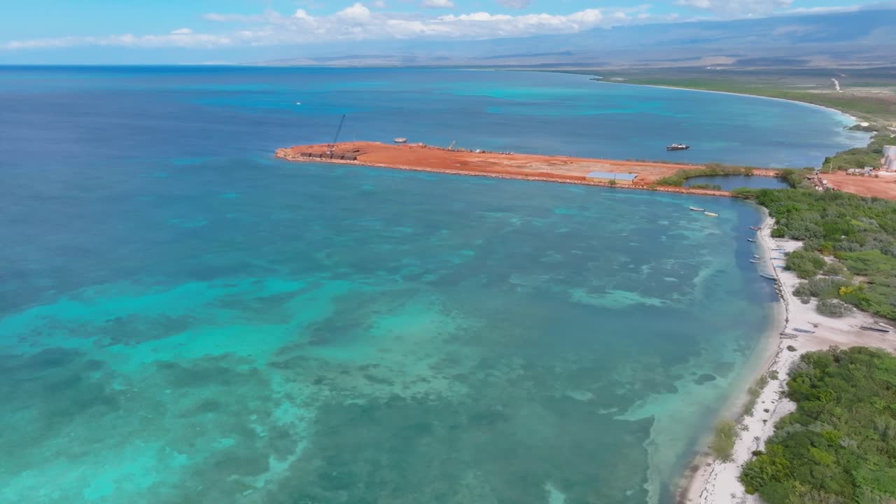 도미니카 공화국 페데르날레스에 새로운 크루즈 터미널 포트 카보 로호 건설