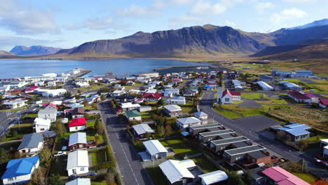 beautiful nordic town of grundarfjörður in snæfellsnes peninsula, iceland