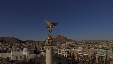 El-Angel-De-La-Libertad-De-Ponzanelly-En-Chihuahua-Mexico